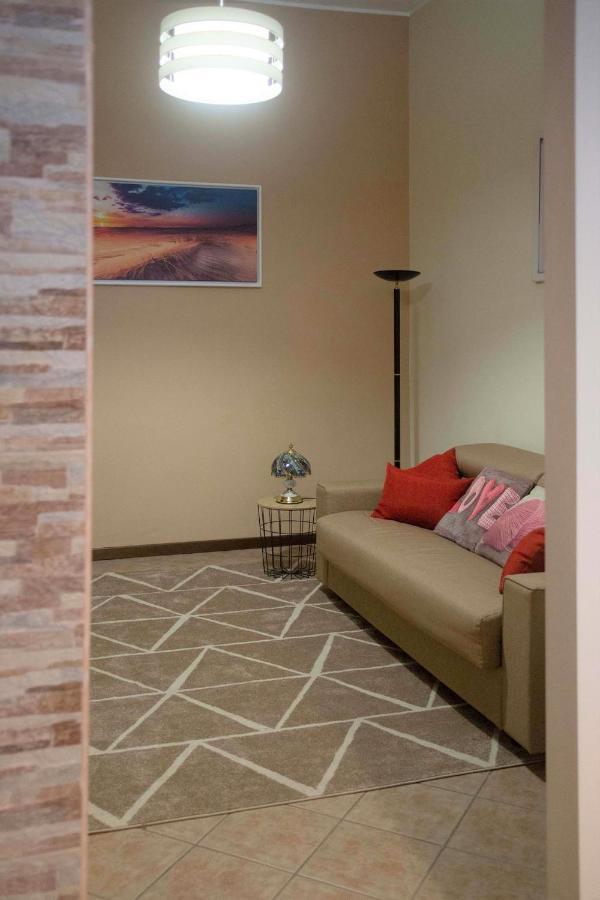 Appartamento Timeless Con Piscina E Tennis Valbrona Ngoại thất bức ảnh