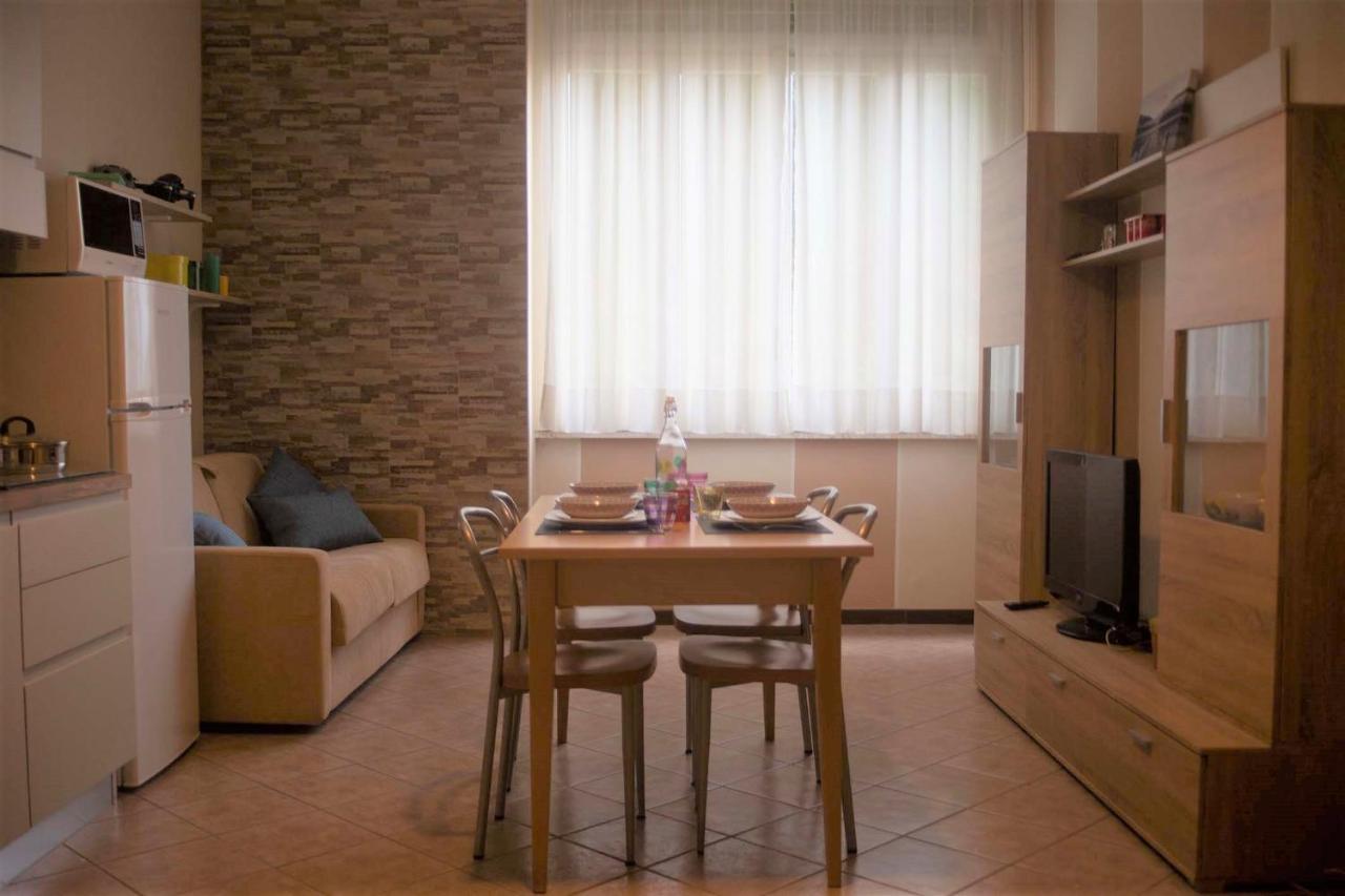 Appartamento Timeless Con Piscina E Tennis Valbrona Ngoại thất bức ảnh